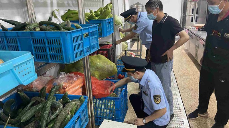 小型食品代加工厂：起订量的关键考量**