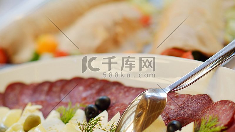 速冻食品代工：好品质不是选出来的，是盯出来的